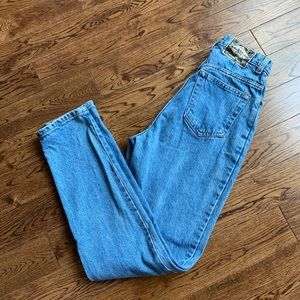 Express Vintage Mom Jeans